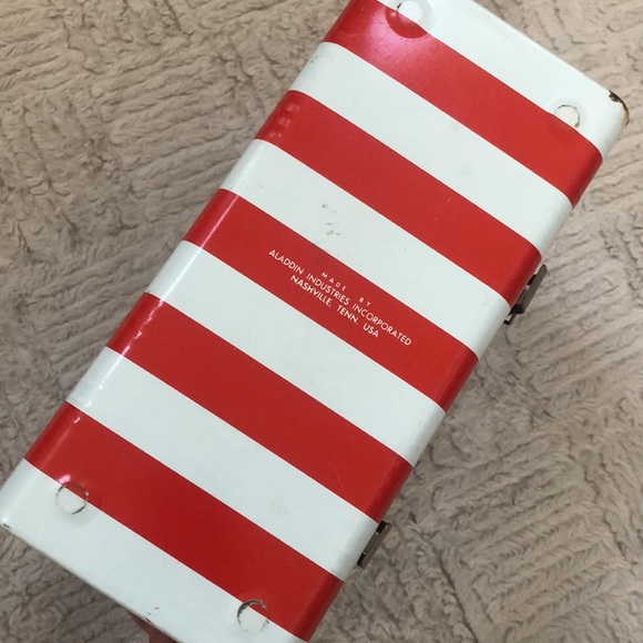 Vintage 1970’s Aladdin Industries American Flag lunchbox - Picture 9 of 16